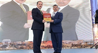 Bakan Yılmaz, Bağcılar'daki Çanakkale'yi Gezdi
