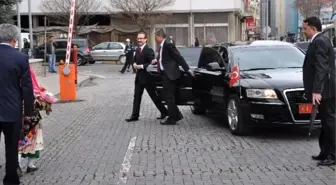 Uşak Valisi Yavuz, Banaz'da İncelemelede Bulundu