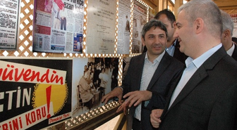 Ak Partiden, 'Milli İrade' Konulu Resim Sergisi