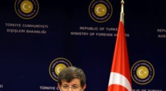 Bakan Davutoğlu: Referandumu Tanımıyoruz, Herhangi Bir Meşrutiyeti Yok