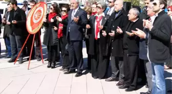 Kayseri'deki Törende CHP'nin Çelenk Krizi