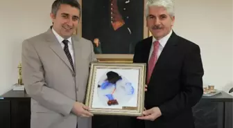 Başkan Sakallı, Kaymakam Ünaldı'yı Ziyaret Etti