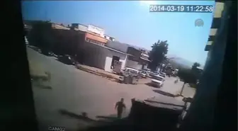 İzmir'de Köpekten Kaçan Çocuk Kamyon Altında Can Verdi