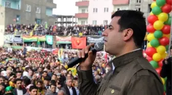 Demirtaş :30 Mart Halkın Özgürlüğüne Giden Yolda Bir Adımdır