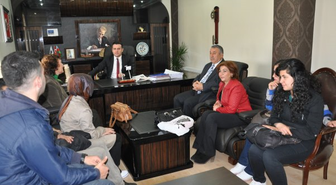 Iğdır Sağlık Meslek Lisesi Vali Yardımcısı Mevlüt Özmen'i Ziyaret Etti