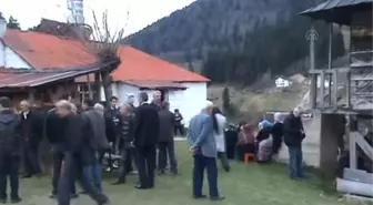 Kars'taki saldırıda hayatını kaybeden Banker'in cenazesi baba evinde -