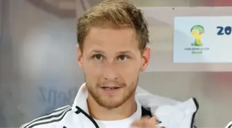 Schalke'de Höwedes Şoku