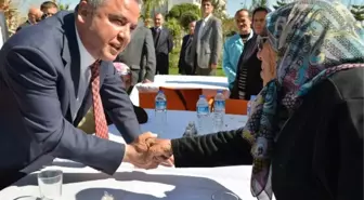 Başkan Böcek, Yaşlılarla Kahvaltıda Buluştu