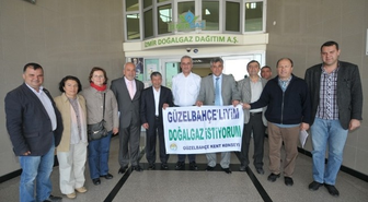 Güzelbahçelilerden, İzmirgaz'a 'Doğalgaz İstiyoruz' Ziyareti