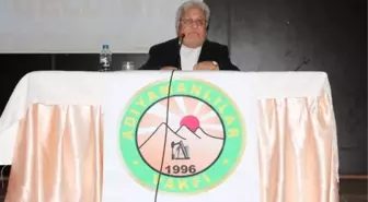 Kavramların Derinliğinde İdeal Gençlik' Konferansı