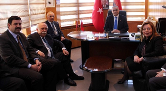 Bakan Avcı'dan Emekliler Derneği'ne Ziyaret