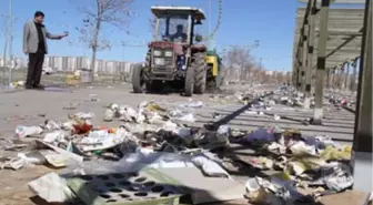 Nevruz Alanında 40 Ton Çöp Toplandı