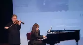 Cihat Aşkın 'Minyatürler'le Halkalı Sahnesinde