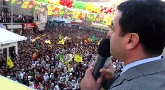 Demirtaş: Yolsuzluğa, Rüşvete Bulaşmış Partiye Bir Oy Gitmesin