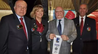 Arkas'a Hizmet Ödülü