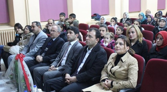 Selim Şehit Yılmaz Bilgin İlköğretim Okulu Öğrencileri Anlamlı Tiyatro Oyunu