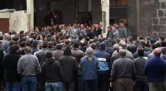 Belediye Personelinden Başkan Bozkuş'a Seçim Öncesinde Destek