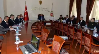 Vali Öztürk Başkanlığında Seçim Güvenliği Toplantısı Yapıldı