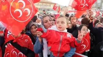 Yozgat'ta 5 Bin Kişi MHP Adayına Destek İçin Yürüdü