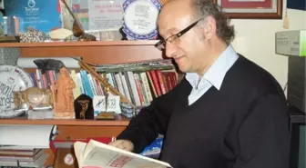 Şair-Yazar İsmail Bingöl İki Yeni Kitabıyla Okuyucularla Buluştu