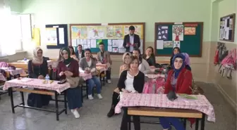 Üniversite Öğrencilerinden Anlamlı Destek