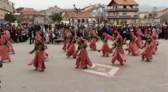 Gediz Anadolu Öğretmen Lisesi Öğrencileri 340 Adet Ağaç Fidanı Dikti