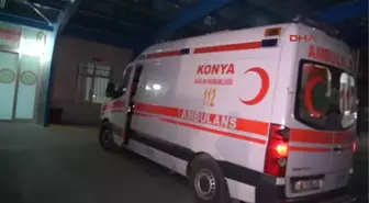 Arkadaşıyla Şakalaşırken Bacağından Bıçaklandı