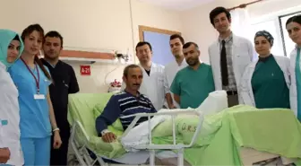 Çay Budarken Kopan Bacağı Yerine Dikildi