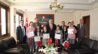 Tosya'da Resim Yarışması Düzenlendi