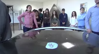 Üniversite öğrencileri güneş enerjisiyle çalışan otomobil yapacak -