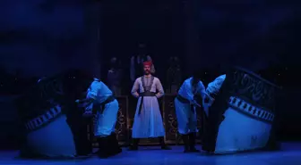 Antdob Bu Ay 16 Temsille Sahnede