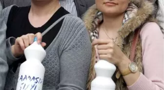 Ak Partili Gençlerden 'Çamaşır Sulu' Protesto