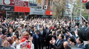 Balıkesir'de AK Partililer MHP'li Başkandan Makamı Devraldı