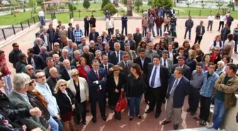 Ayvalık Belediye Başkanı Rahmi Gençer, Mazbatasını Aldı