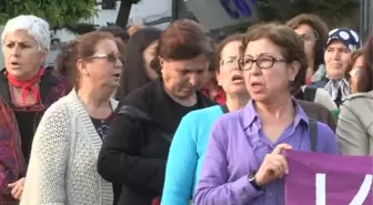 Bir grup kadın, Milletvekili Enç'i protesto etti -