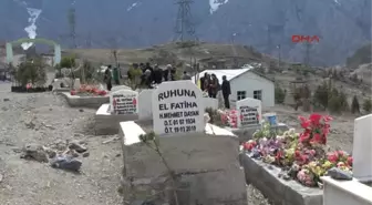 Öcalan'ın Doğum Gününde Mezarlığa Fidan Diktiler