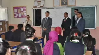 Patnos'ta Tablet Bilgisayar Dağıtımı