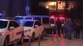 Polis Memuruna Otomobil Çarptı