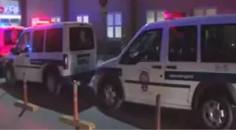 Polis Memuruna Otomobil Çarptı
