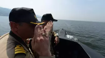 TCG Burakreis Denizaltısında Tatbikat