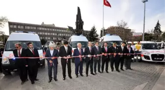 İl Özel İdare'den Uşak Sağlık Müdürlüğü'ne, 3 Ambulans ve 4 Adet Hizmet Aracı