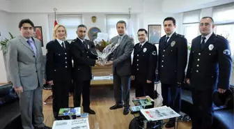 Öğrenciler Arhavi Belediye Başkanı Hekimoğlu'nu Ziyaret Etti