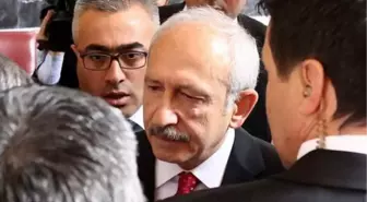 Kılıçdaroğlu'na Yumruklu Saldırı