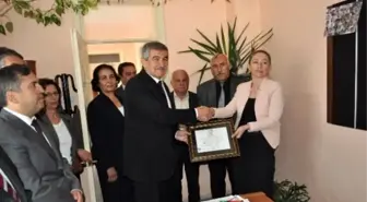 Yatağan Belediye Başkanı Işık Mazbatasını Aldı