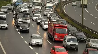 Tem'de Zincirleme Kaza: 1 Ölü, 2 Yaralı