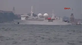 Fransız Savaş Gemisi İstanbul Boğazı'ndan Geçti
