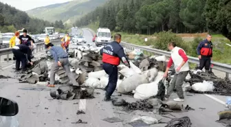 Manisa'da Trafik Kazası: 1 Ölü, 2 Yaralı