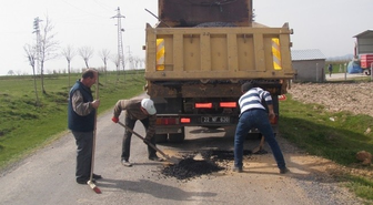 Uzunköprü'de Köy Yolları Çalışmaları