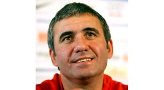 Hagi İzmir'e Geliyor