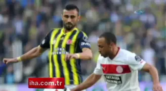 Fenerbahçe Antalyaspor'u 4-1 Mağlup Etti